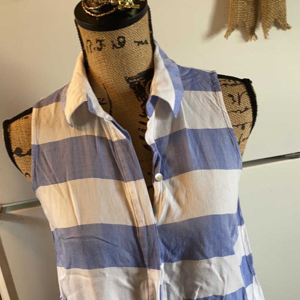 Cupio sleeveless button down shirt size small - Picture 3 of 11